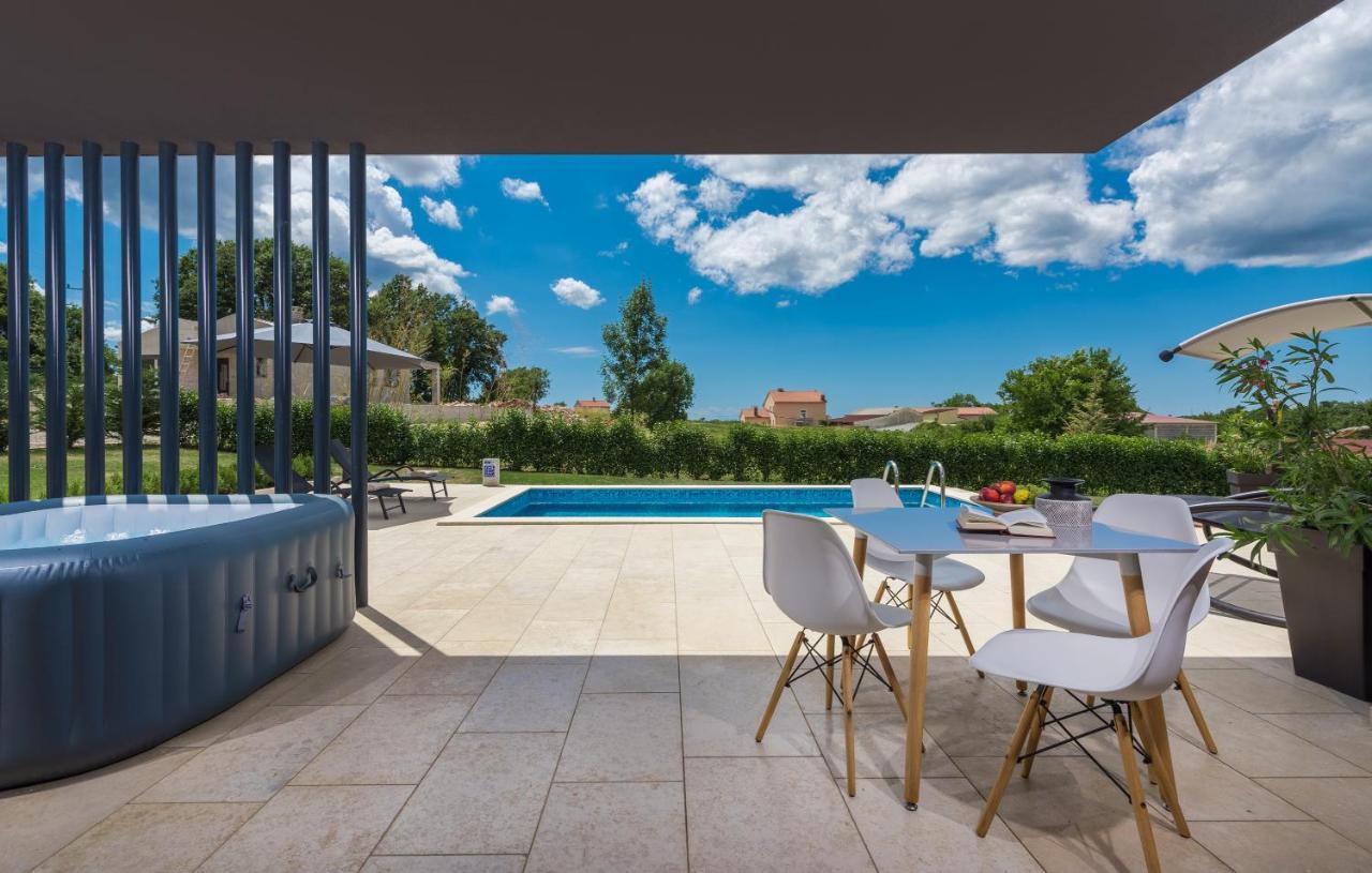 Villa Dual *