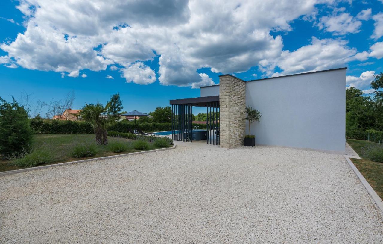 Dual Villa Sveti Petar u Sumi